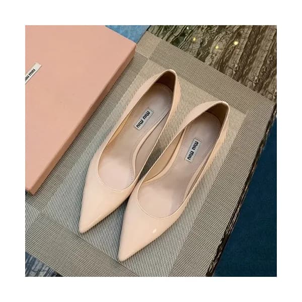 Miumiu 2019 Ladies Leather Middle-heel Pumps - 미우미… - 1