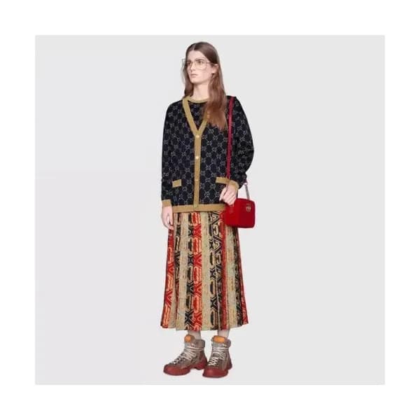 Gucci 2019 Womens Logo V-neck Oversize Wool Cardig… - 1