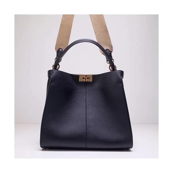 Fendi 2020 Leather Tote Shoulder Bag ,30CM - 펜디 20… - 1