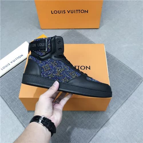 Louis Vuitton 2020 Men's Leather Sneakers - 루이… - 1