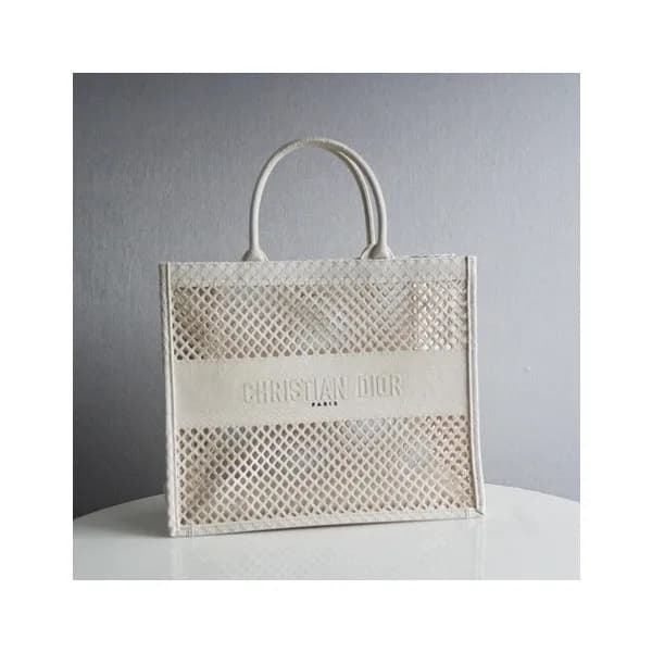 디올 여성 화이트 북토트 - Womens White Book Tote - dio01828x - 1