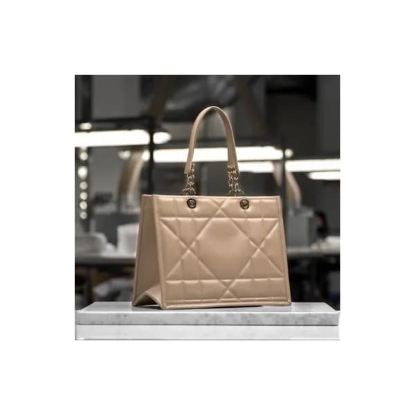 디올 여성 베이지 숄더백 - Dior Womens Beige Shoulder Bag - d… - 1