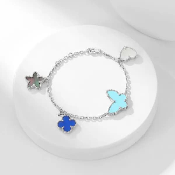 반클리프 아펠 여성 화이트 골드 팔찌 - Van Cleef & Arpels Womens G… - 1