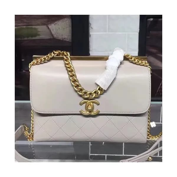 Chanel 2018/2019 Women Flap Shoulder Bag,23/28CM -… - 1