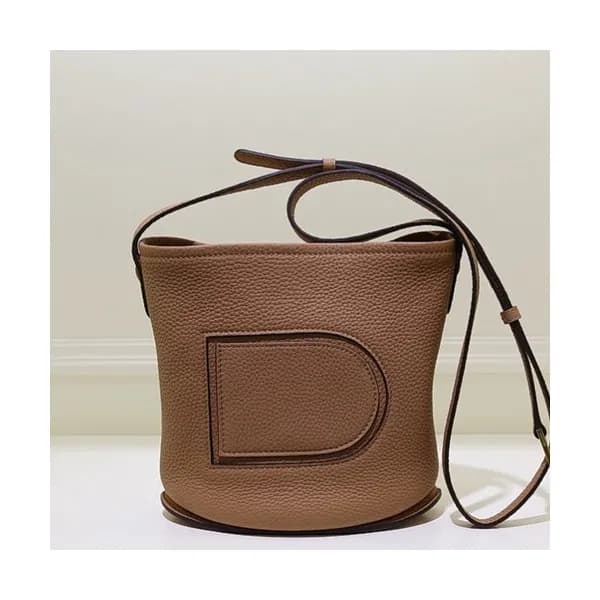 Delvaux 2019 Pin Leather Shoulder Bag,20CM - 델보 20… - 1