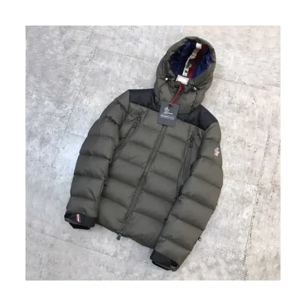 Moncler 2019 Mens Patch Logo Modern Duck Down Pad… - 1