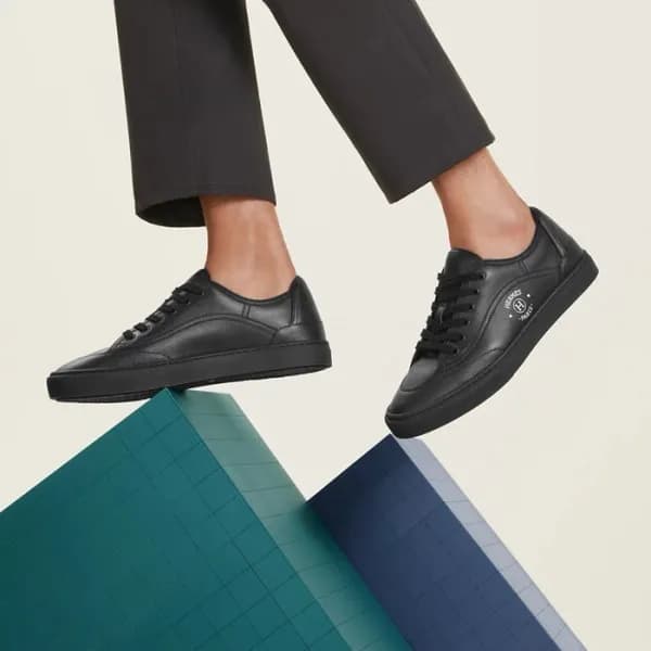에르메스 남/녀 블랙 스니커즈 - Hermes Unisex Paris Sneakers - … - 1