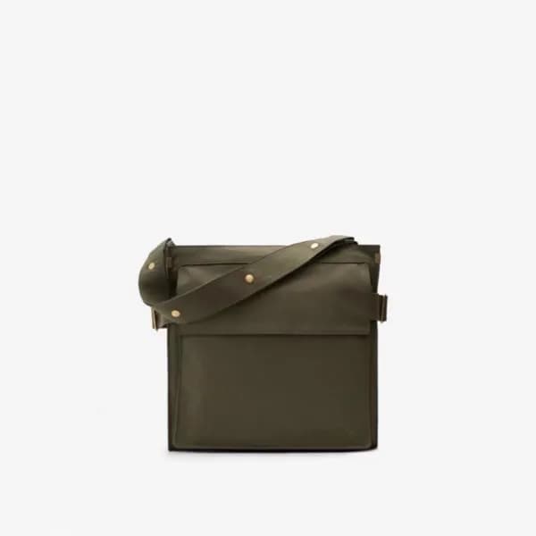 버버리 남성 베이직 메신저 백 - Burberry Mens Basic Messenger B… - 1