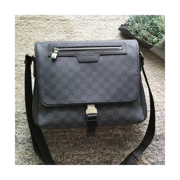 Louis Vitton Match Point Messenger Shoulder Bag,29… - 1