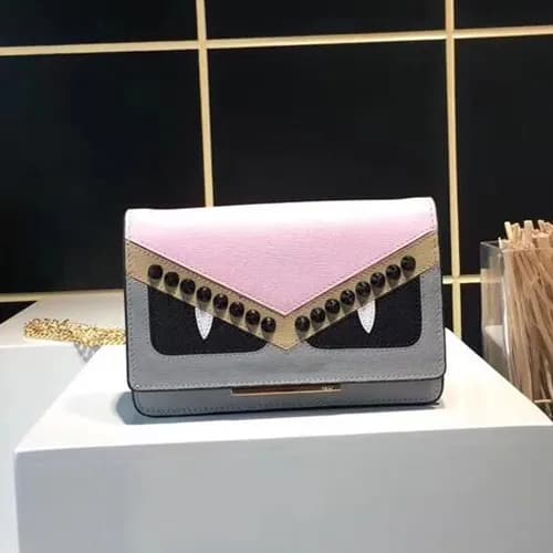 Fendi Wallet Chain Shoulder Bag ,19CM - 펜디 백벅스 아이… - 1
