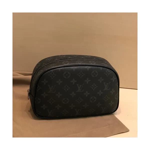 Louis Vuitton 2019 Monogram Pouch Bag,25.5cm - 루이비… - 1