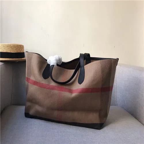 [버버리]Burberry 2020 Women's Tote Shopper Bag,54… - 1
