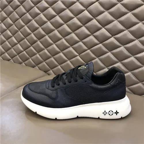 Louis Vuitton 2020 Men's Leather Sneakers - 루이… - 1