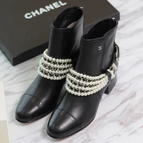 Chanel 2018 Ladies Leather Pearl Ankle Boots - 샤넬 … - 1