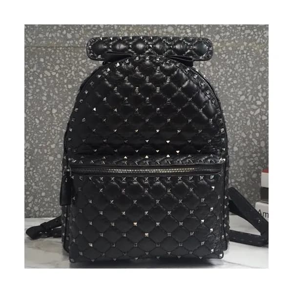 [수납력 GOOD~]Valentino 2019 Leather Ruckstud Large B… - 1