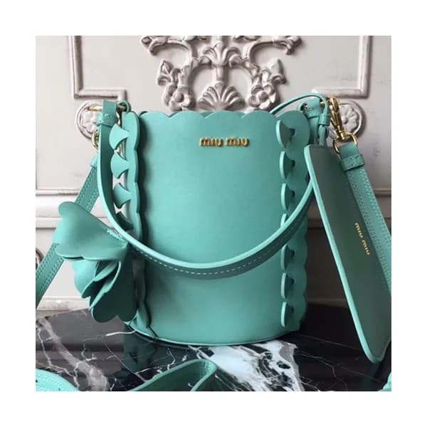 MiuMiu 2019 Bucket Shoulder Cross Bag,18cm - 미우미우 … - 1