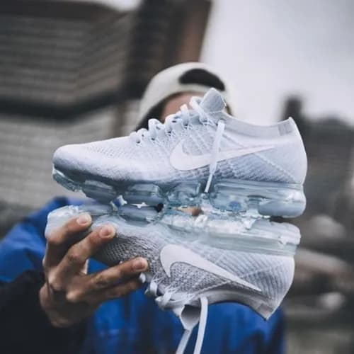 Nike 2019 Air Vapor Max Fly knit Cushion Running S… - 1