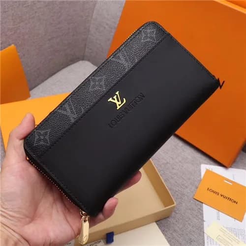 Louis Vuitton 2021 Men's Leather Wallet,19.5cm… - 1