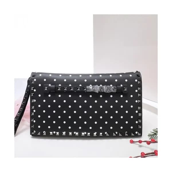 Valentino 2019 Rockstud Leather Clutch Bag,28cm - … - 1