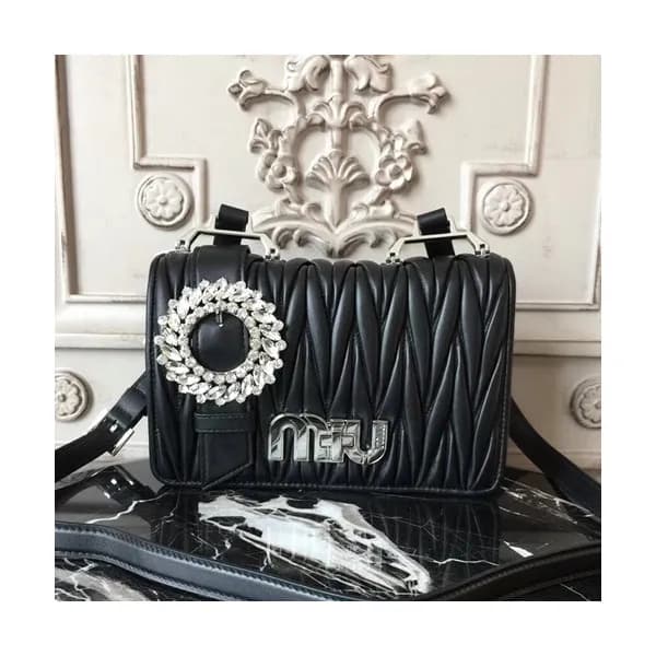 MiuMiu 2019 Matelasse Shoulder Cross Bag,22cm - 미… - 1