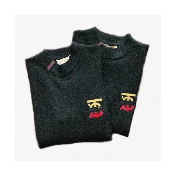 Burberry 2019 Mens Retro Logo Crew-neck Flannel Sw… - 1