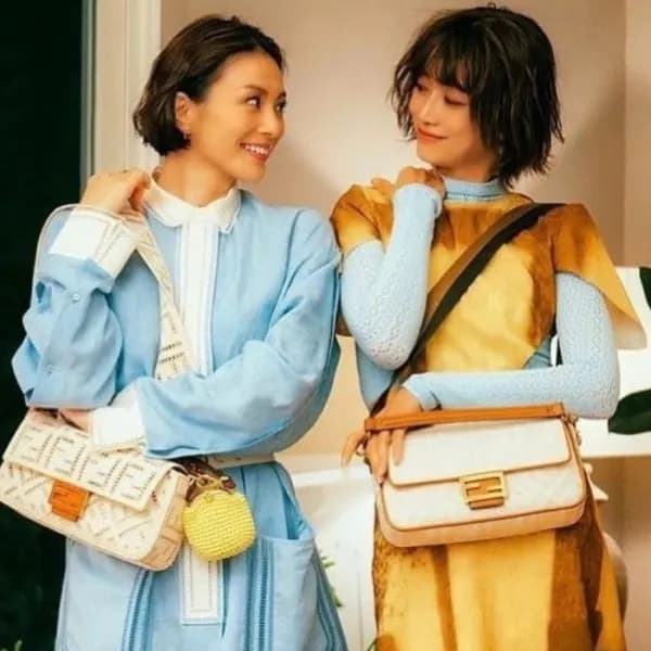 펜디 여성 아이보리 바게트 백 - Fendi Womens Baguette Bag - feb… - 1
