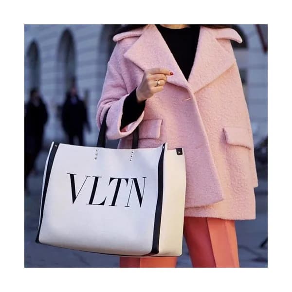 [실용성 200%]Valentino 2020 Canvas Tote Shopper Bag,3… - 1