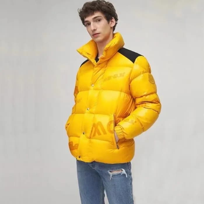몽클레어 남성 옐로우 다운 패딩 - Moncler Mens Yellow Down Paddi… - 1