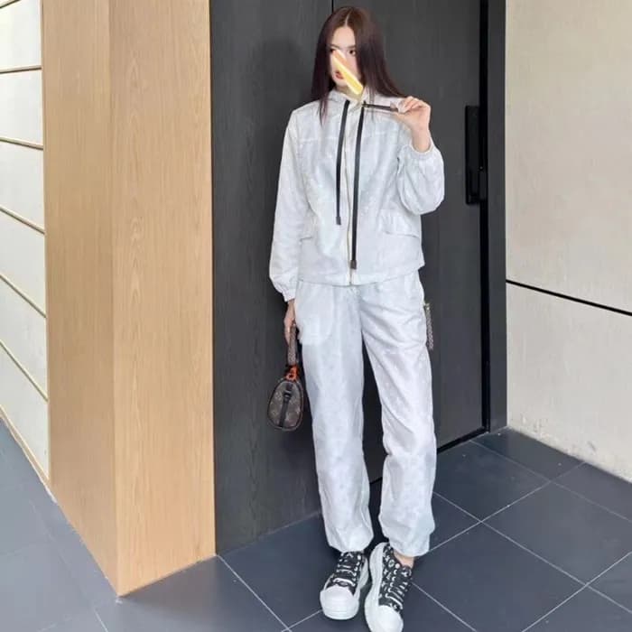 [당일배송] 루이비통 여성 우븐 집업 세트 - dd903x - 1