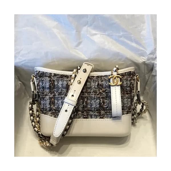 Chanel 2019 Gabrielle Hobo Leather & Tweed Shoulde… - 1