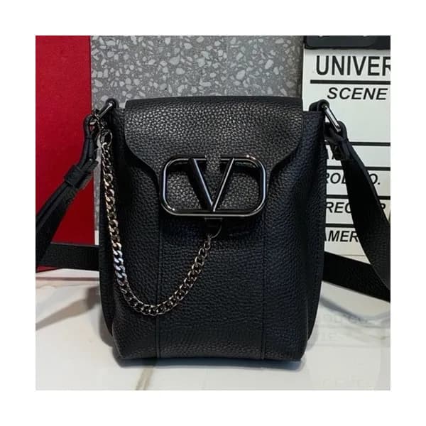 Valentino 2019 Leather Vring Shoudler Bag,18CM - 발… - 1