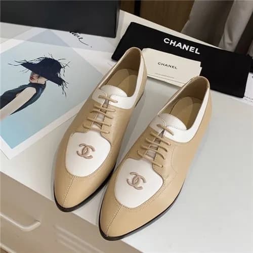 Chanel 2020 Women's Leather Flat - 샤넬 2020 여성용… - 1