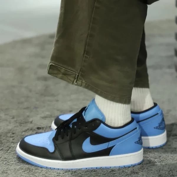 나이키 x Air Jordan 남/녀 블루 스니커즈 - Nike Unisex Blue Sn… - 1