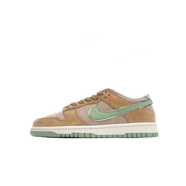 나이키 남/녀 베이지 스니커즈 - Nike SB Dunk Low Unisex Sneaker… - 1