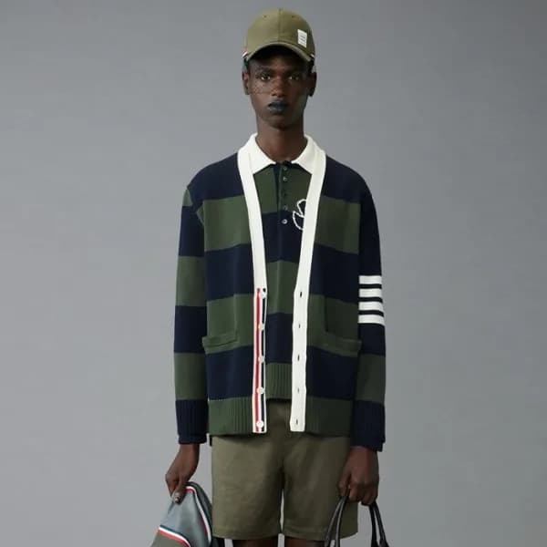 톰브라운 남성 브이넥 가디건 - Thom Browne Mens V-neck Cardigan… - 1
