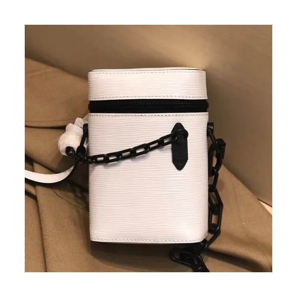 Louis Vuitton 2019 Epi Leather Chain Shoulder Cros… - 1