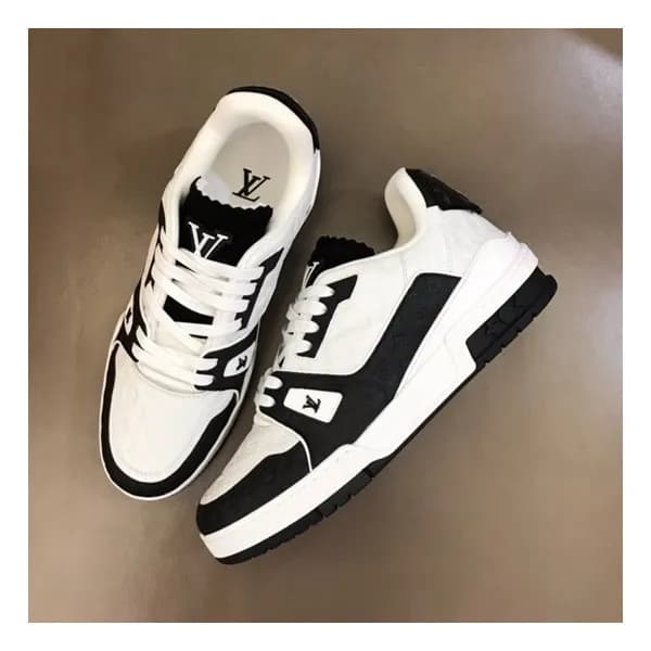 루이비통 남성 Trainer 블랙 스니커즈 - Mens Black Sneakers - lo… - 1