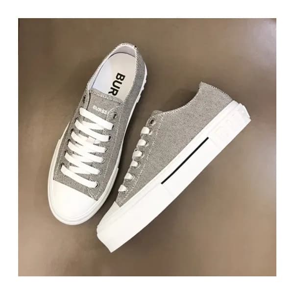 버버리 남성 빈티지 그레이 스니커즈 - Mens Gray Sneakers - bur0440… - 1