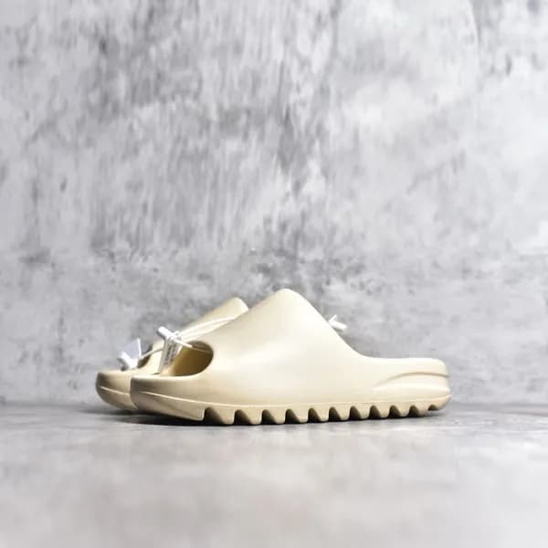 아디다스 남/녀 이지 슬라이드 뮬 - Adidas Unisex Yeezy Slide Mul…