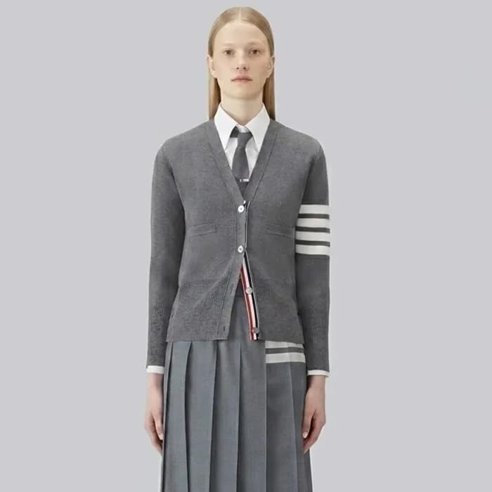 톰브라운 여성 클래식 밀라노스티치 가디건 - Thom Browne Womens Crepe … - 1