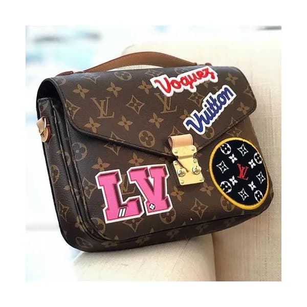 Louis Vuitton Pochette Metis Shoulder Bag,25cm - 루… - 1