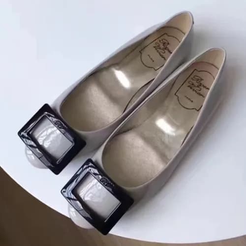 Roger Vivier 2019 Ladies Belle Patent-Leather Flat… - 1