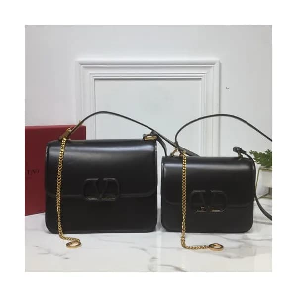 Valentino 2019 Leather Garavani Vsling Shoudler Cr… - 1