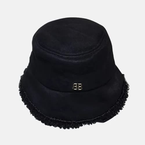 Balenciaga 2019 Ladies Lambs Wool Cap - 발렌시아가 2019… - 1