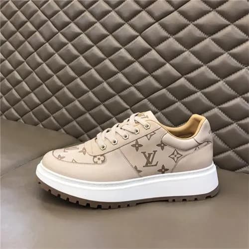 Louis Vuitton 2020 Men's Leather Sneakers - 루이… - 1