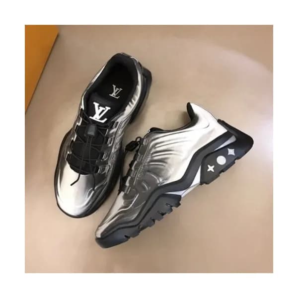 루이비통 남성 모던 레더 스니커즈 Size(240 -270) 블랙 - Louis Vui… - 1