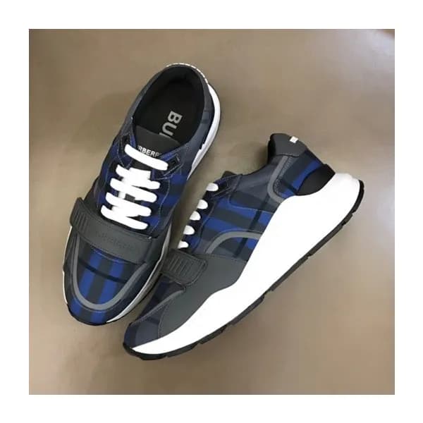 버버리 남성 벨크로 네이비 스니커즈 - Mens Navy Sneakers - bur0441… - 1