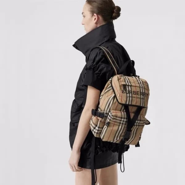 버버리 여성 베이지 백팩 - Burberry Womens Beige Back Pack - … - 1
