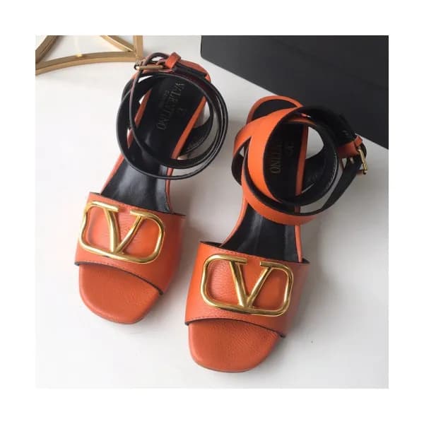 Valentino 2019 Womens Metal Logo Middle-heel Leath… - 1