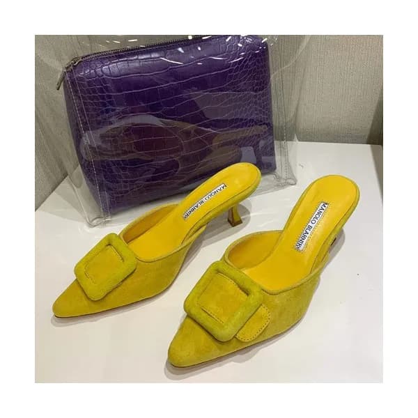 Monolo Blahnik 2019 Ladies Suede Middle Heel Slipp… - 1
